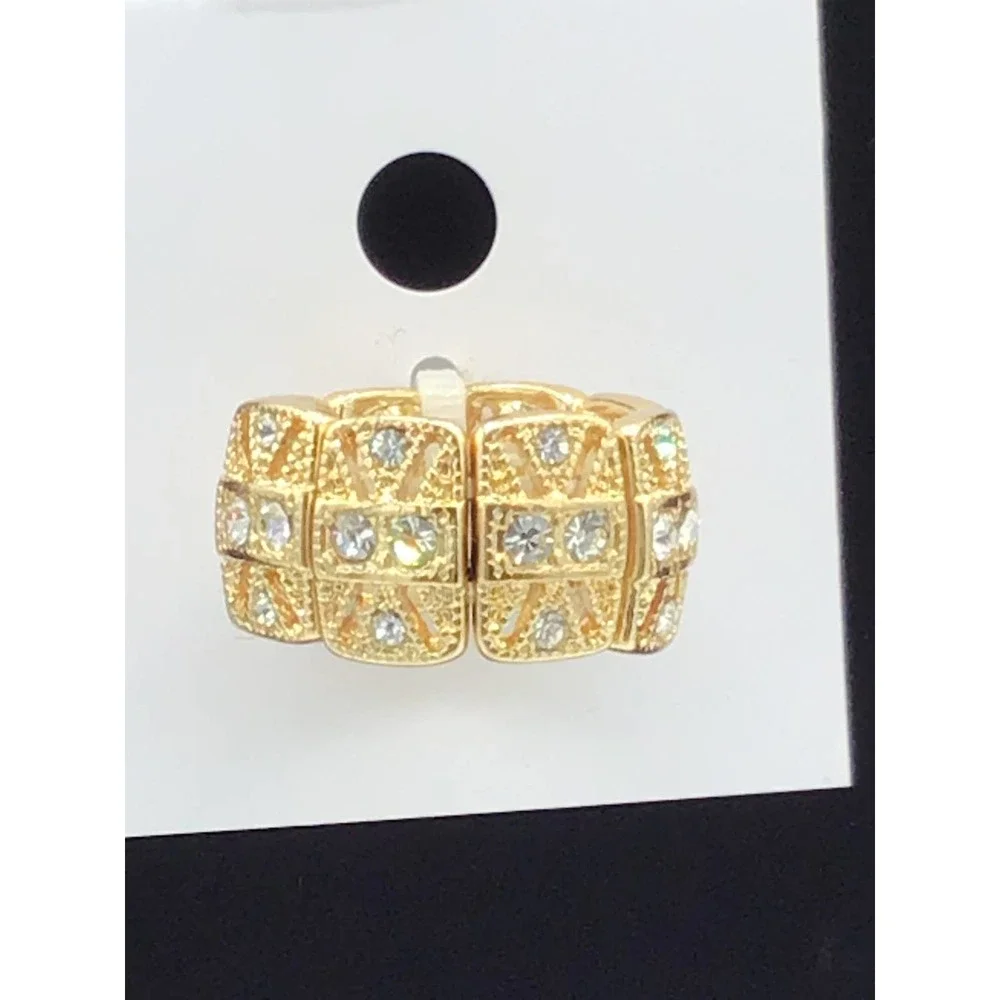 Gold And Rhinestone Stretch‎ Ring
